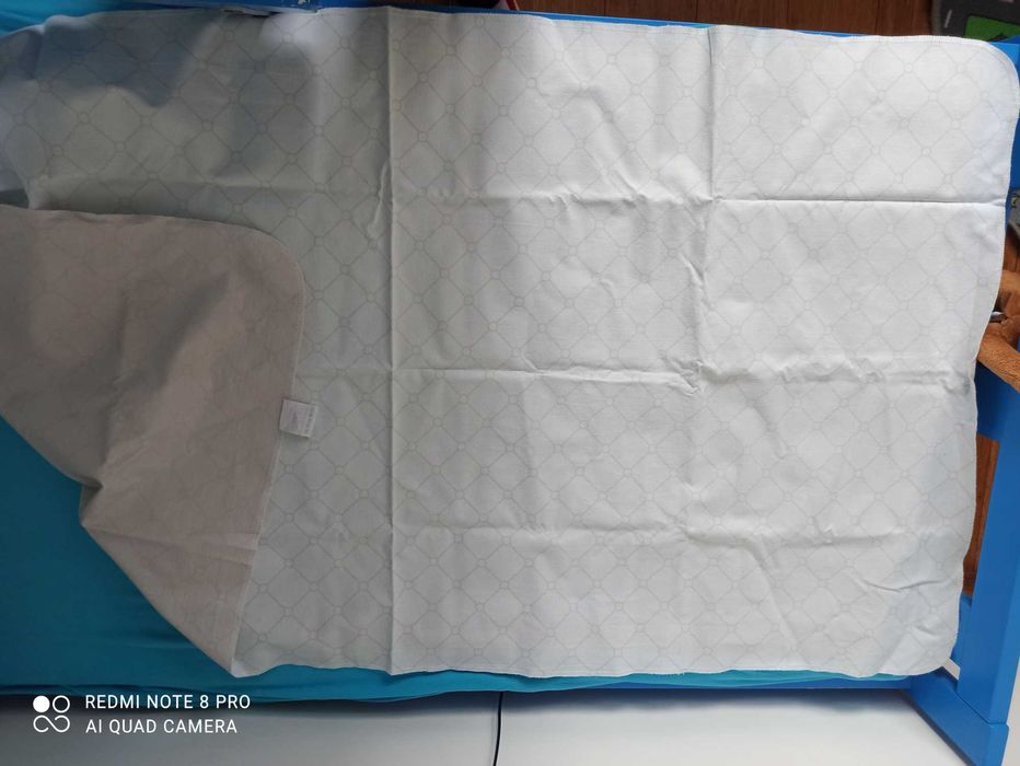 Podkłady pod prześcieradło do wózka