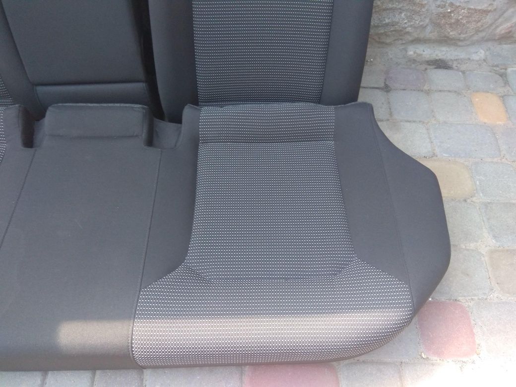 Продам комплект сіденій на vw b8, b7 USA