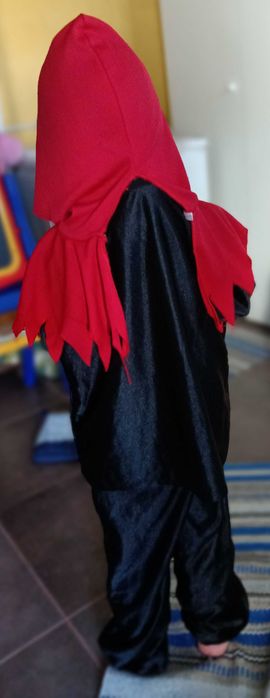 Disfarce/fantasia Diabo/Vampiro/Morte - Tam.7/8