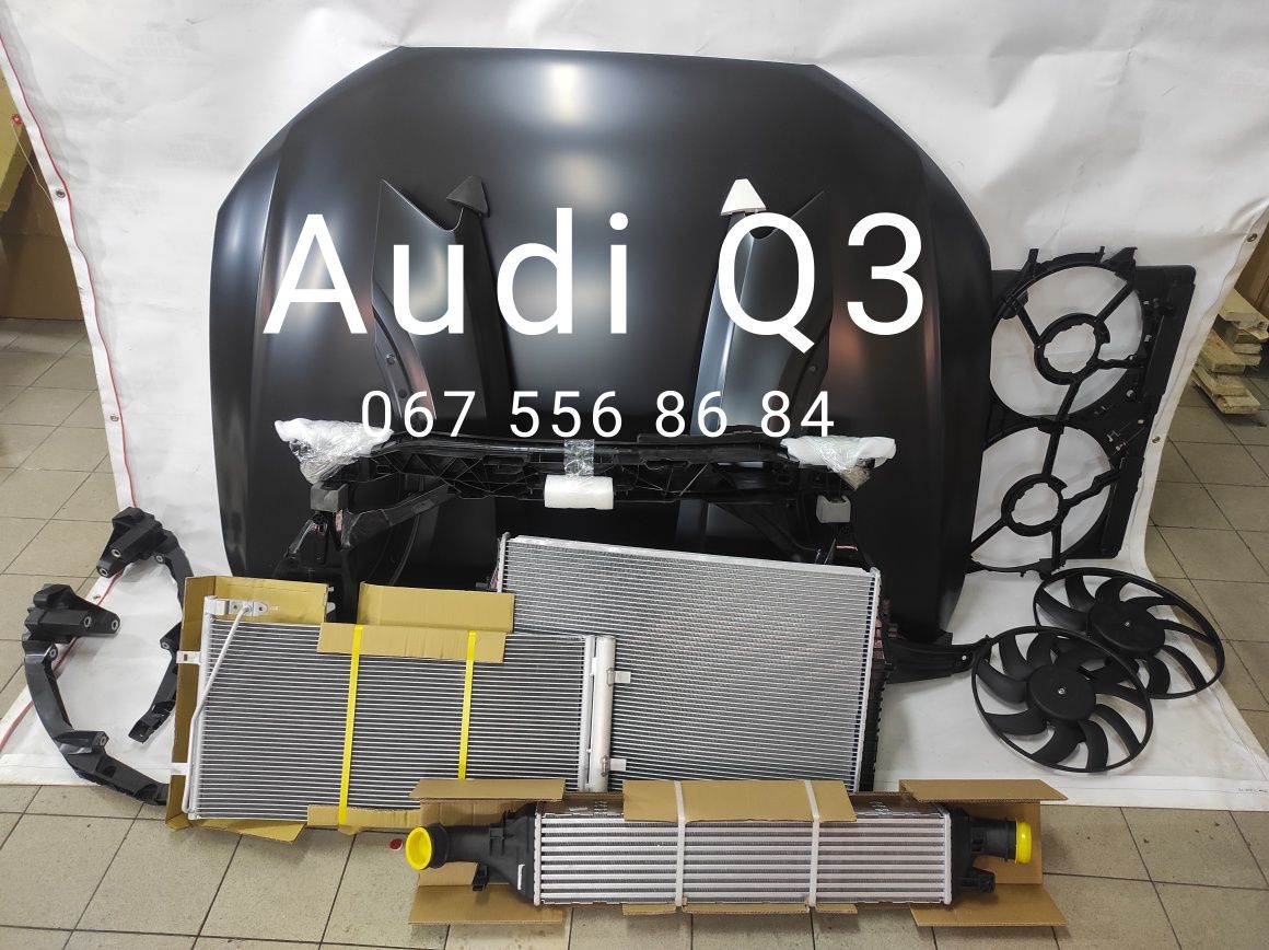 Audi Q3 передня панель телевізор рамка Ауді КУ 3