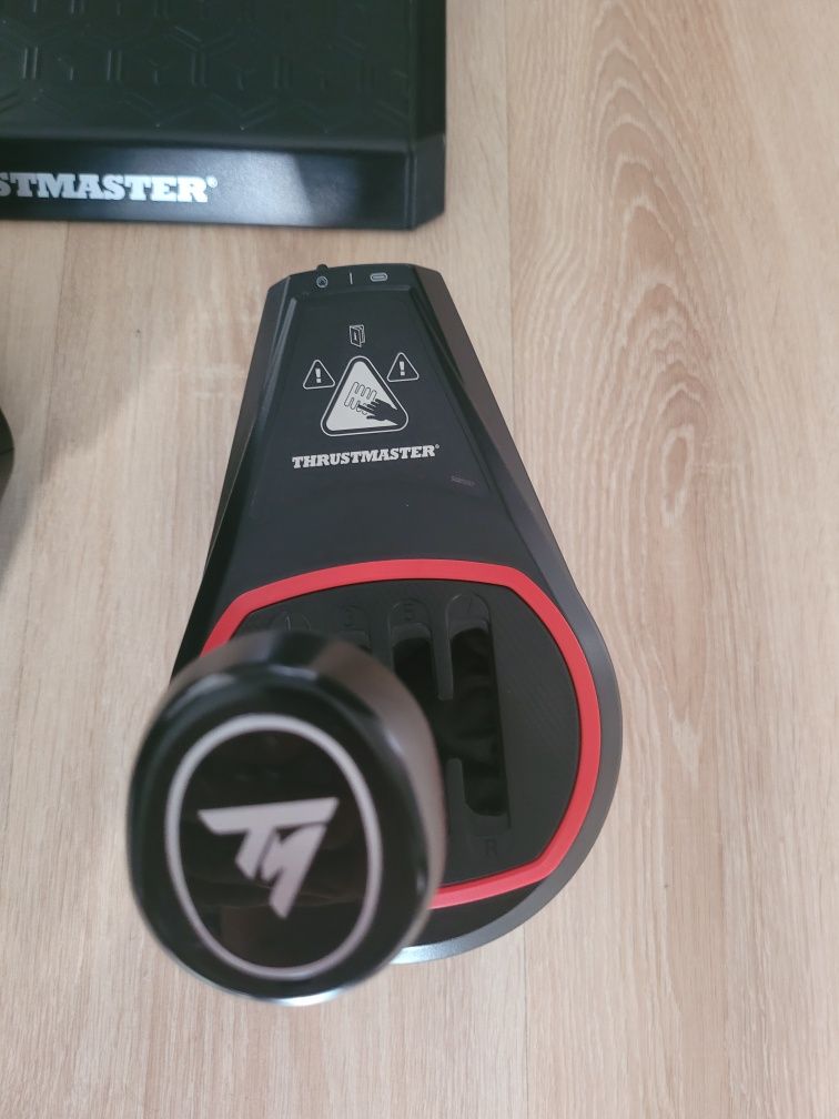 Kierownica Thrustmaster T248P + shifter TH8S