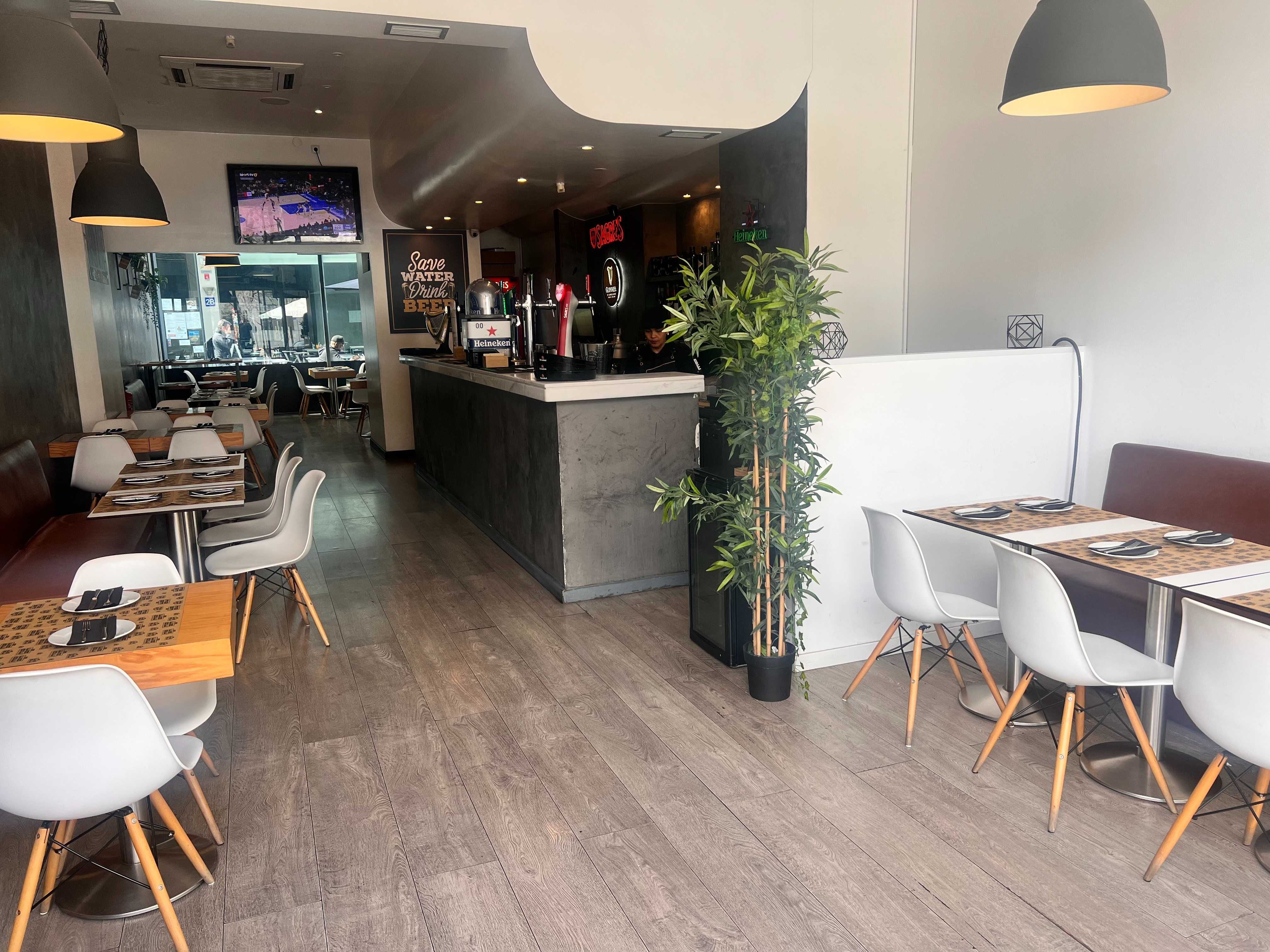Trespasse de restaurante no Parque das Nações