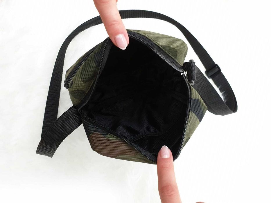 SASZETKA męska materiałowa torba z paskiem na ramię V295 moro