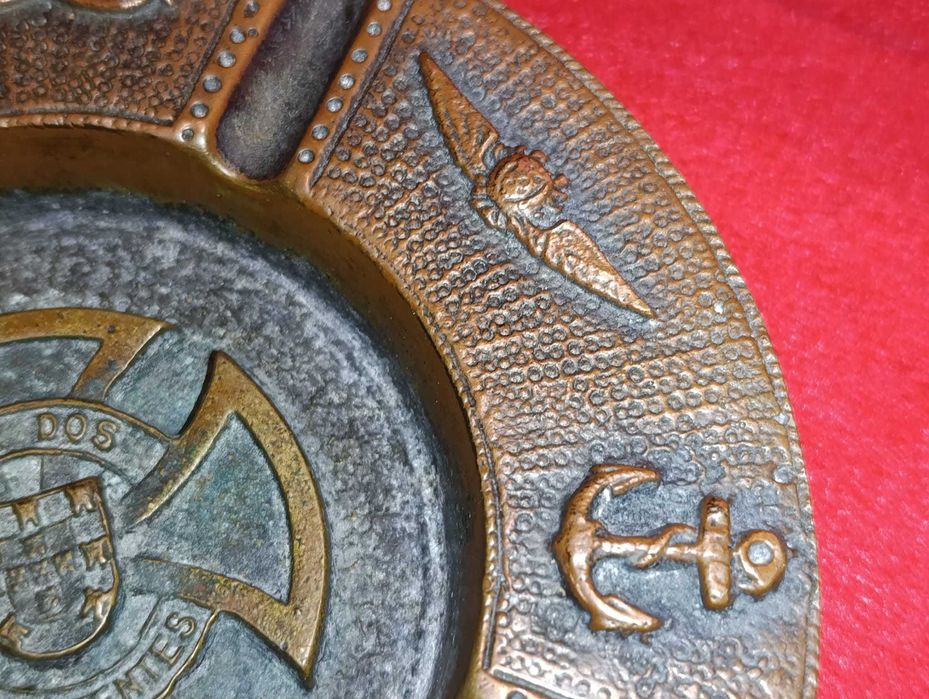 Cinzeiro Bronze Liga dos Combatentes