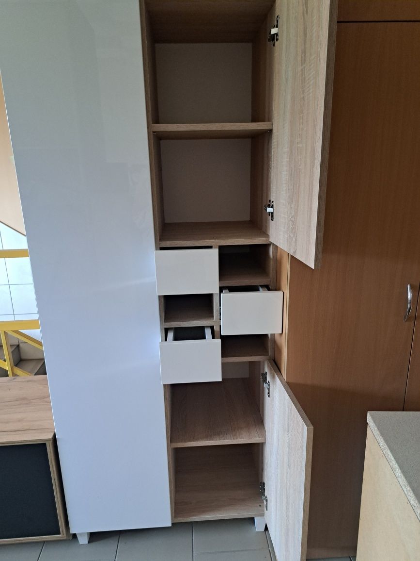 Szafa z półkami i szufladami Dąb sonoma + biały połysk MDF 194x80x48