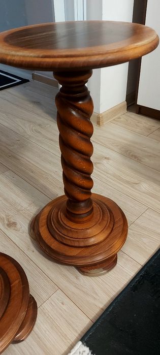 Piękne stare dwa kwietniki