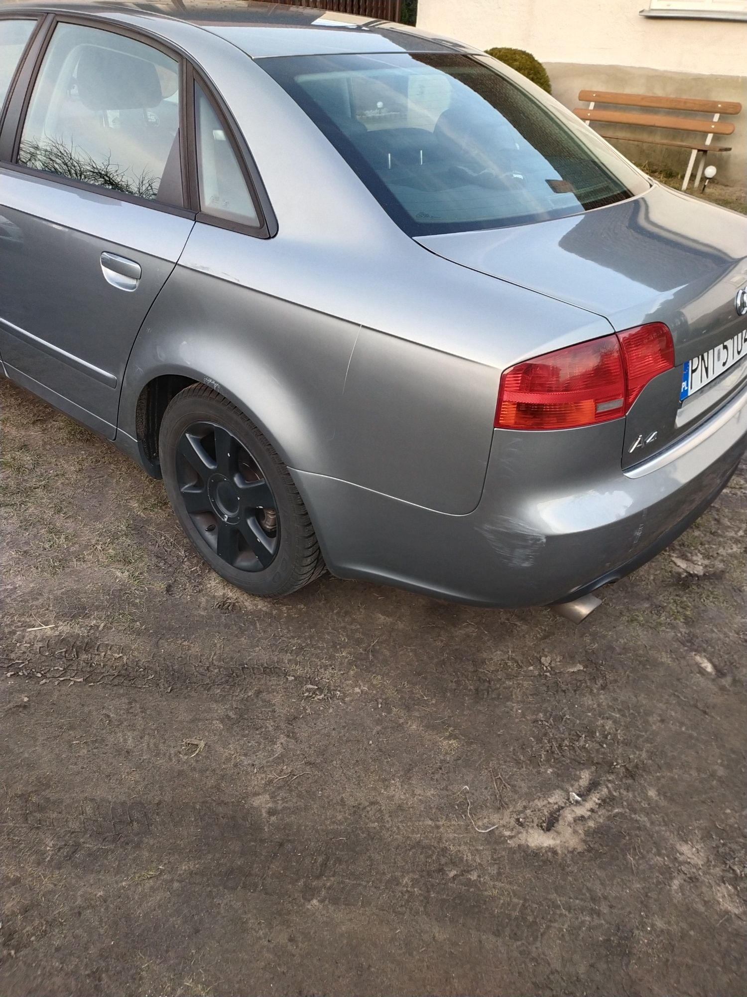 Audi A4 B7 1.6 benzyna plus gaz. Wsiadać  i jechać .