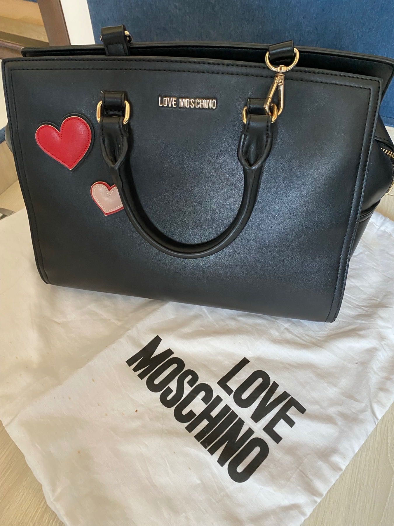 Сумка шкіряна  LOVE MOSCHINO