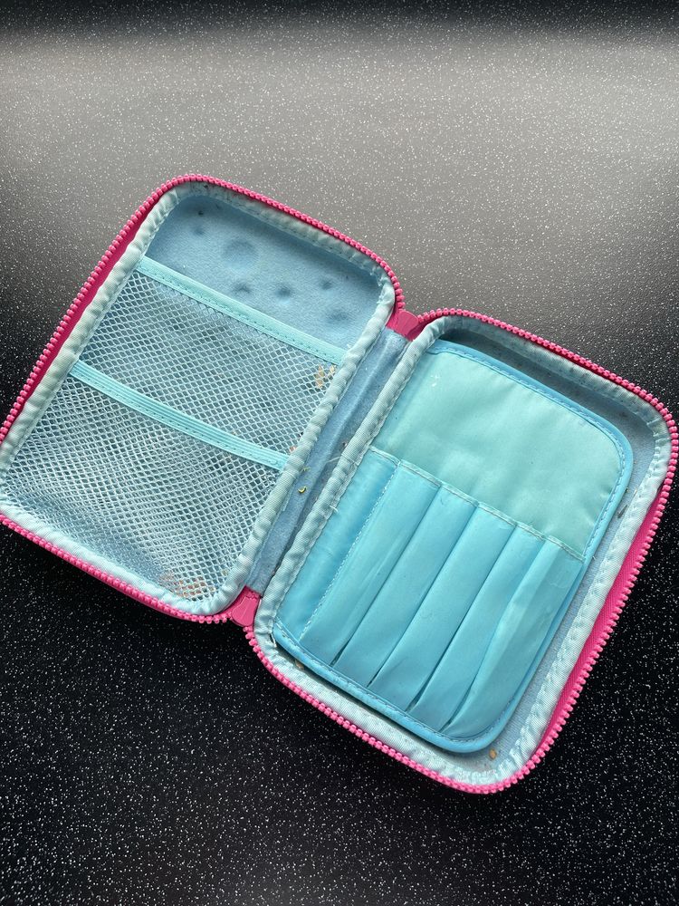 Piórnik szkolny Smiggle