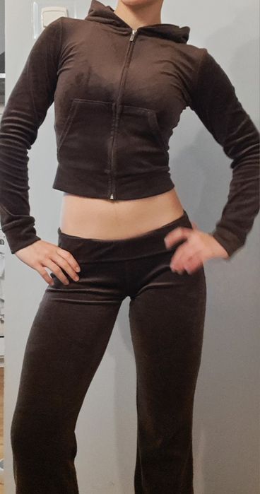 Welurowe milusie dresy dzwony