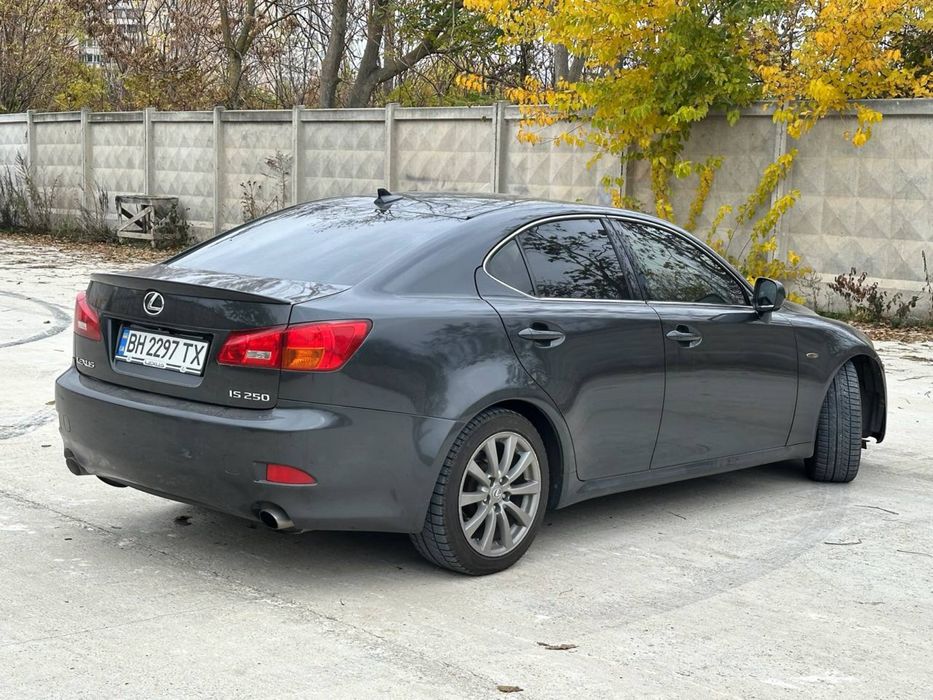 LEXUS IS 2006 В отличном состоянии