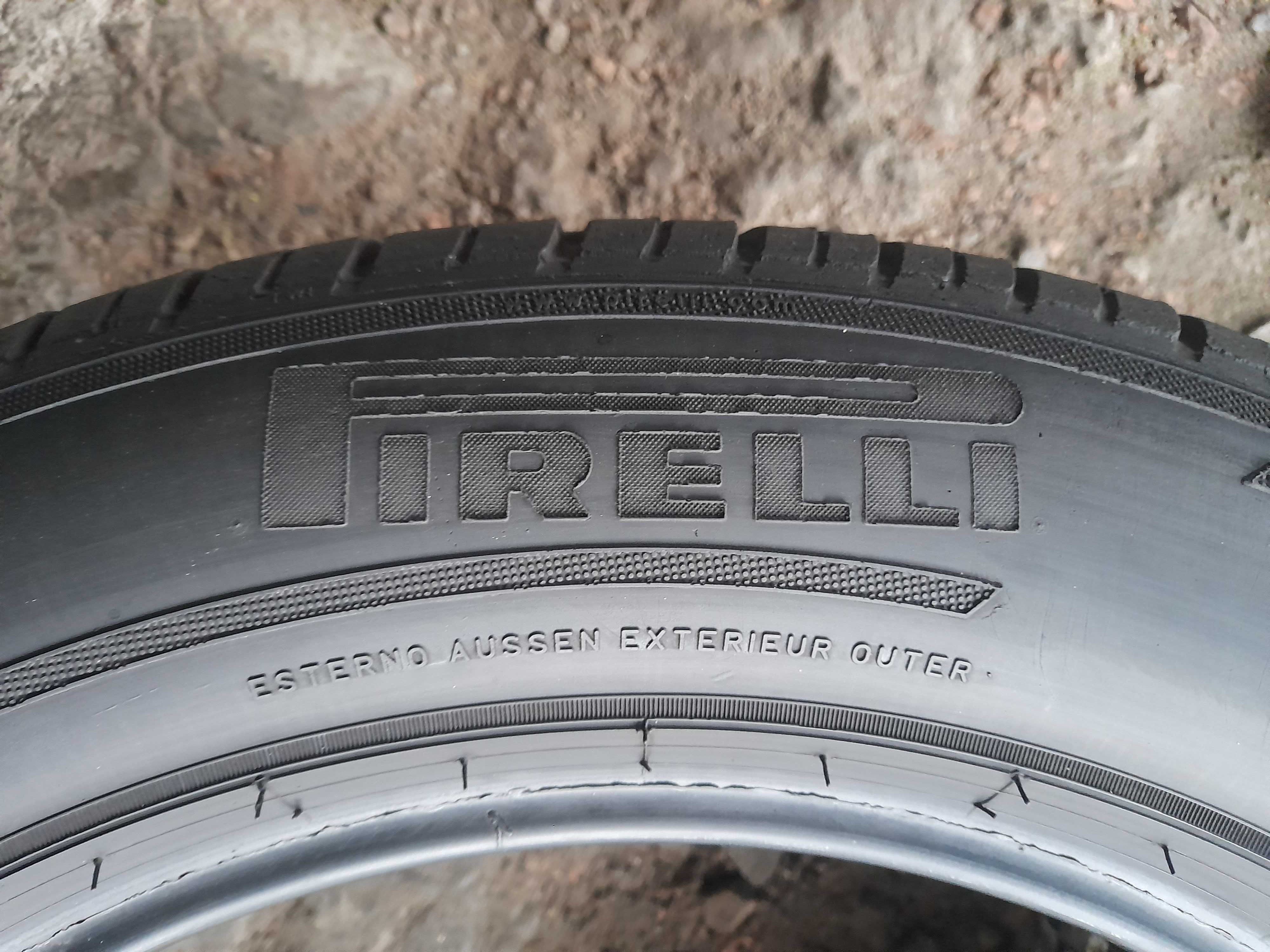 Літні шини 235/60 R18 Pirelli pzero  rosso