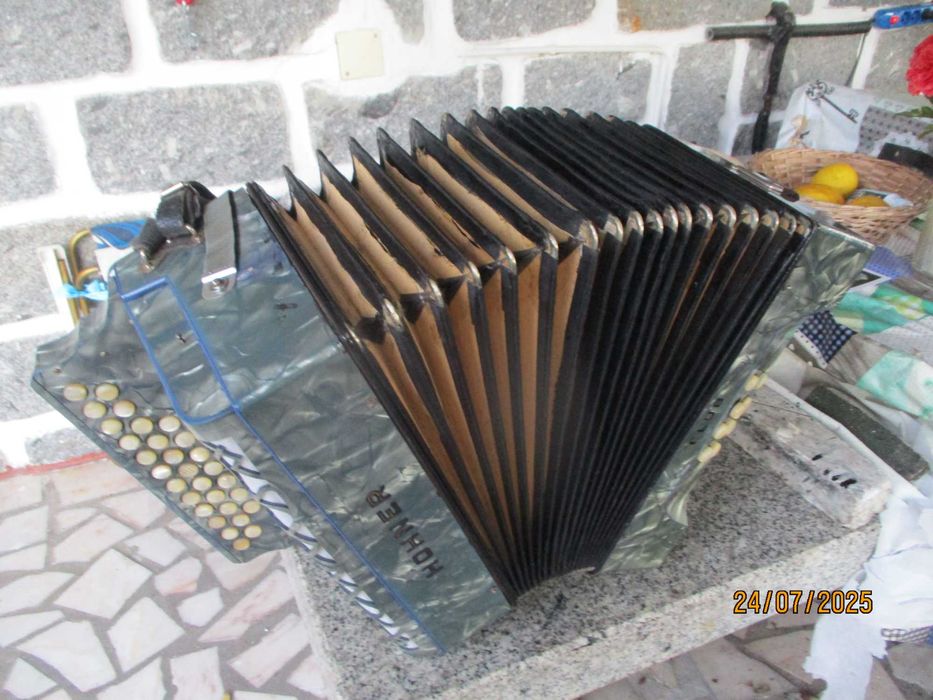 Concertina hohner club 4 em dó-fá +