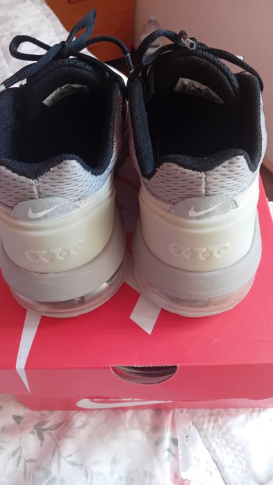 Sapatilhas Nike air max 270 - Tam. 39