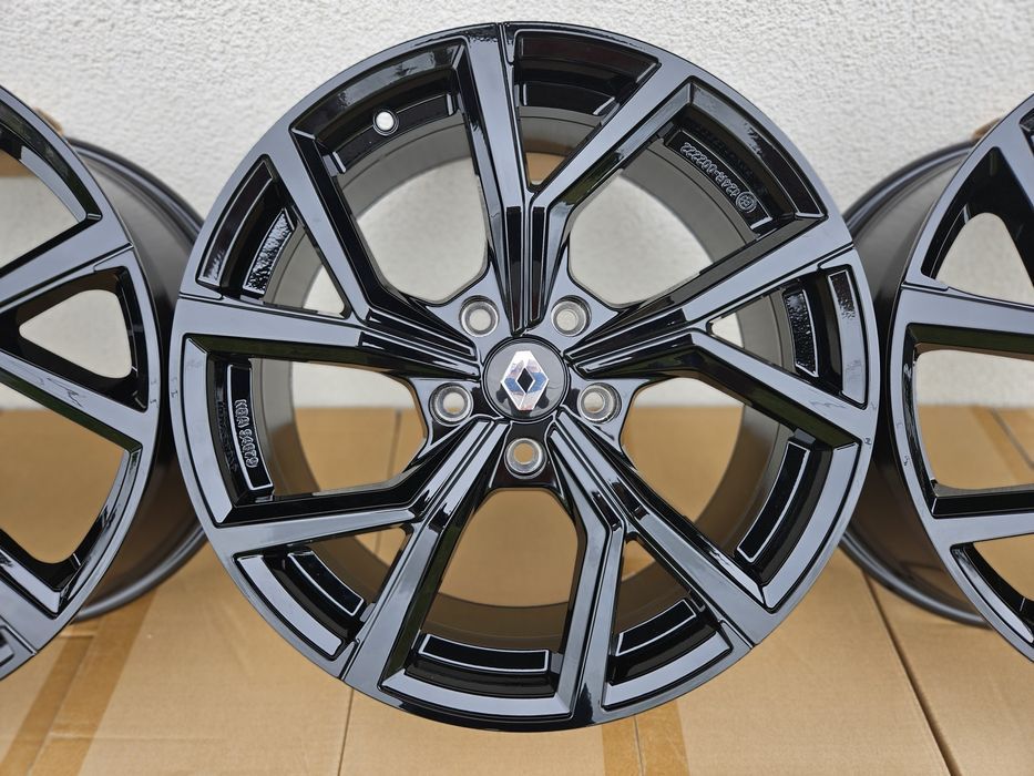 Renault 16 " Nowe 5x114,3 Megane Kadjar Talisman Kangoo Express Czarne