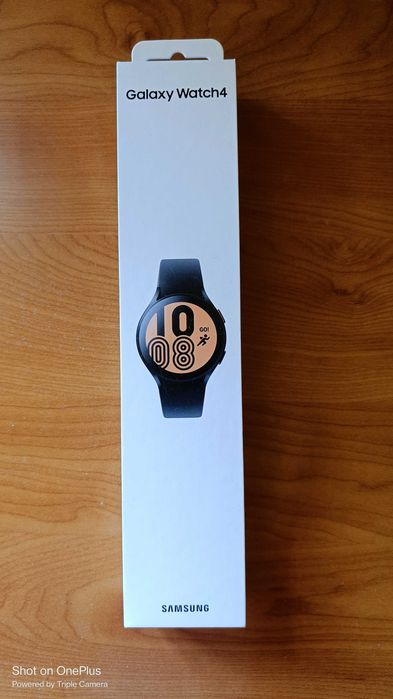 Smartwatch SAMSUNG Galaxy Watch 4 czarny