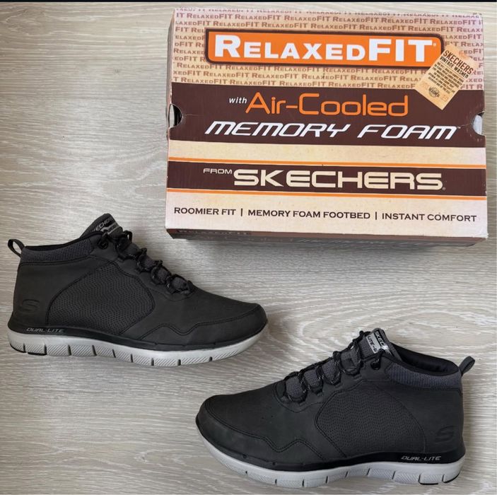 Ботинки  осенние Skechers оригинал размер 43( 28 см до загиба)