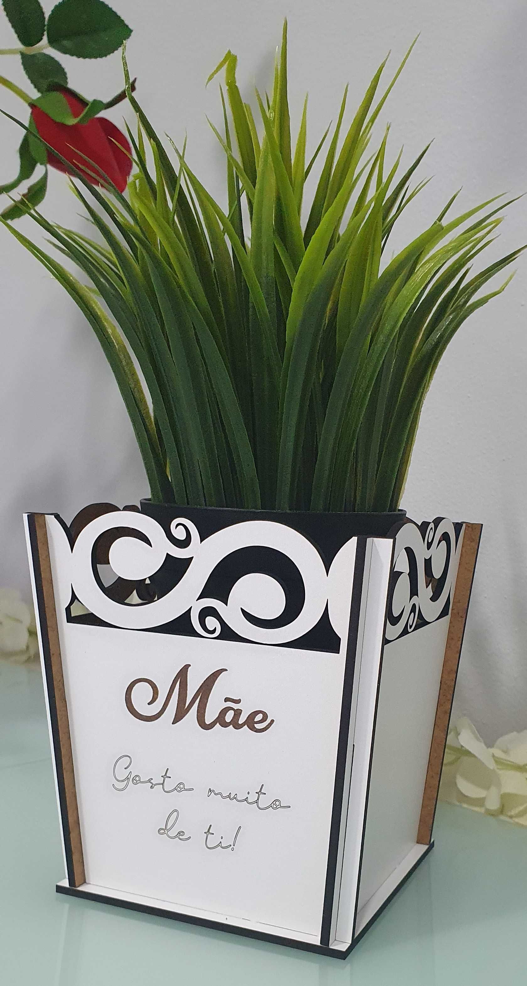 Dia da Mãe ( Cachepôt para vaso)