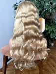 Bardzo długa peruka włosy naturalne ludzkie fale Hollywood jasny blond
