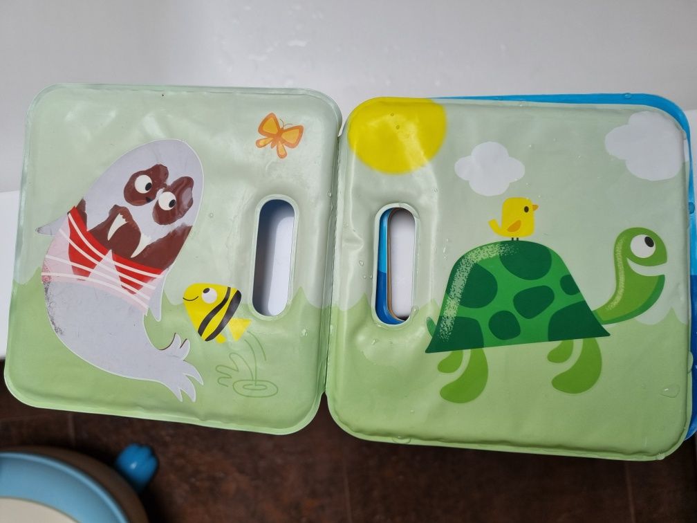 Pięć miękkich książeczek dla niemowlaka typu książeczki kąpielowe