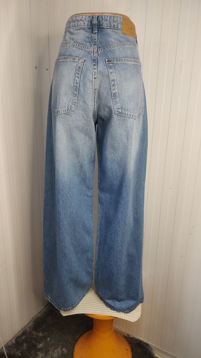 Стильні широкі джинси H&M