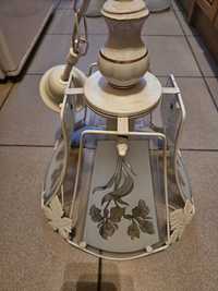 Lampa ze szklanymi szybkami