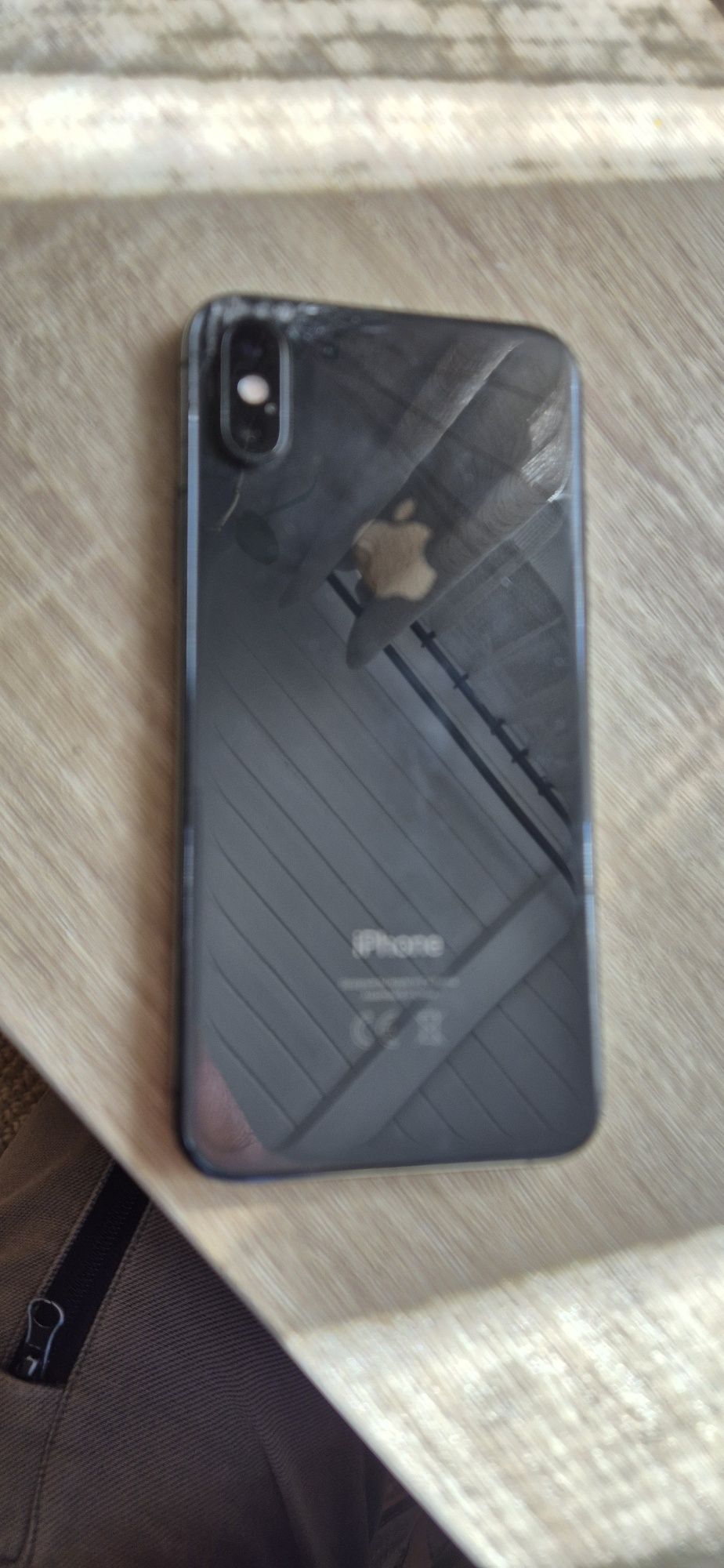 iPhone XS i XS Max. Aparat tył.
