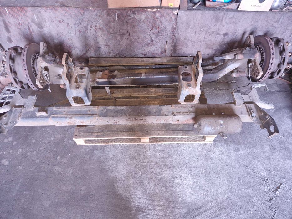 DAF XF 105 przednia oś kompletna