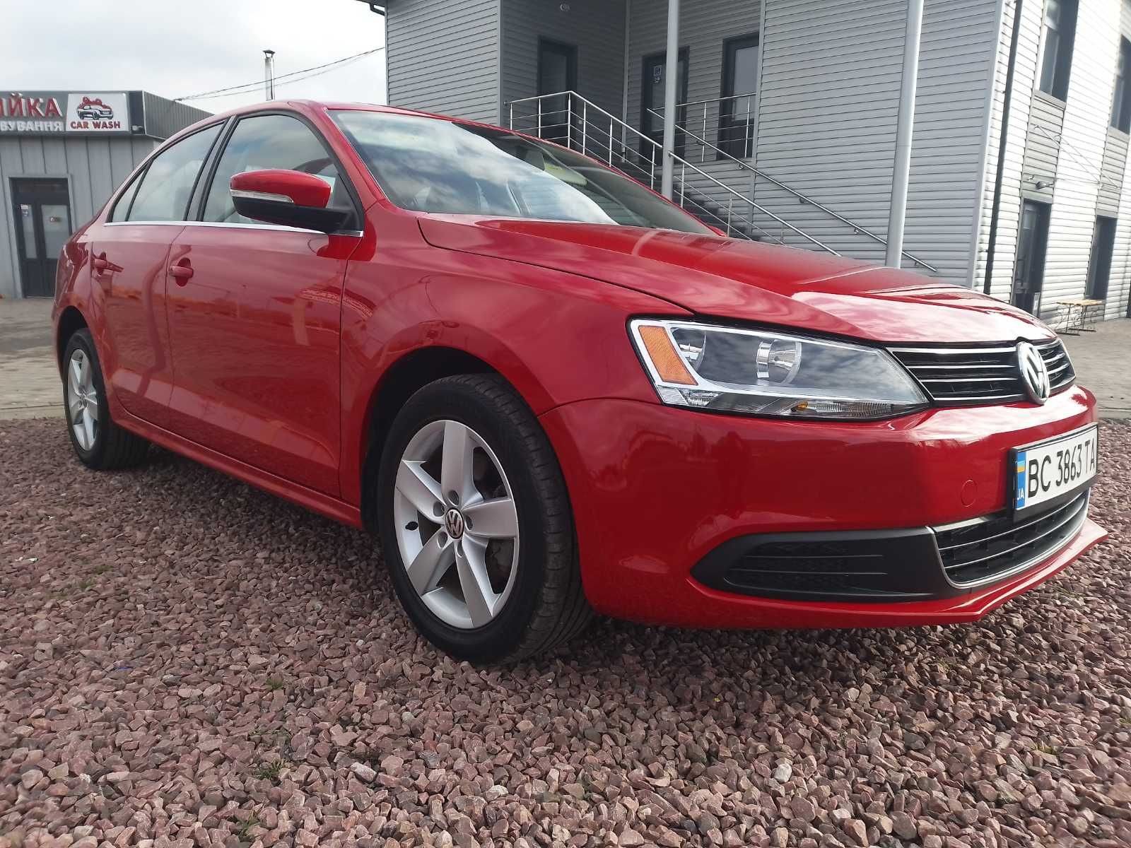 VW jetta  2.0 diesel 2013