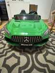 Samochod na akumulator Mercedes AMG GT
