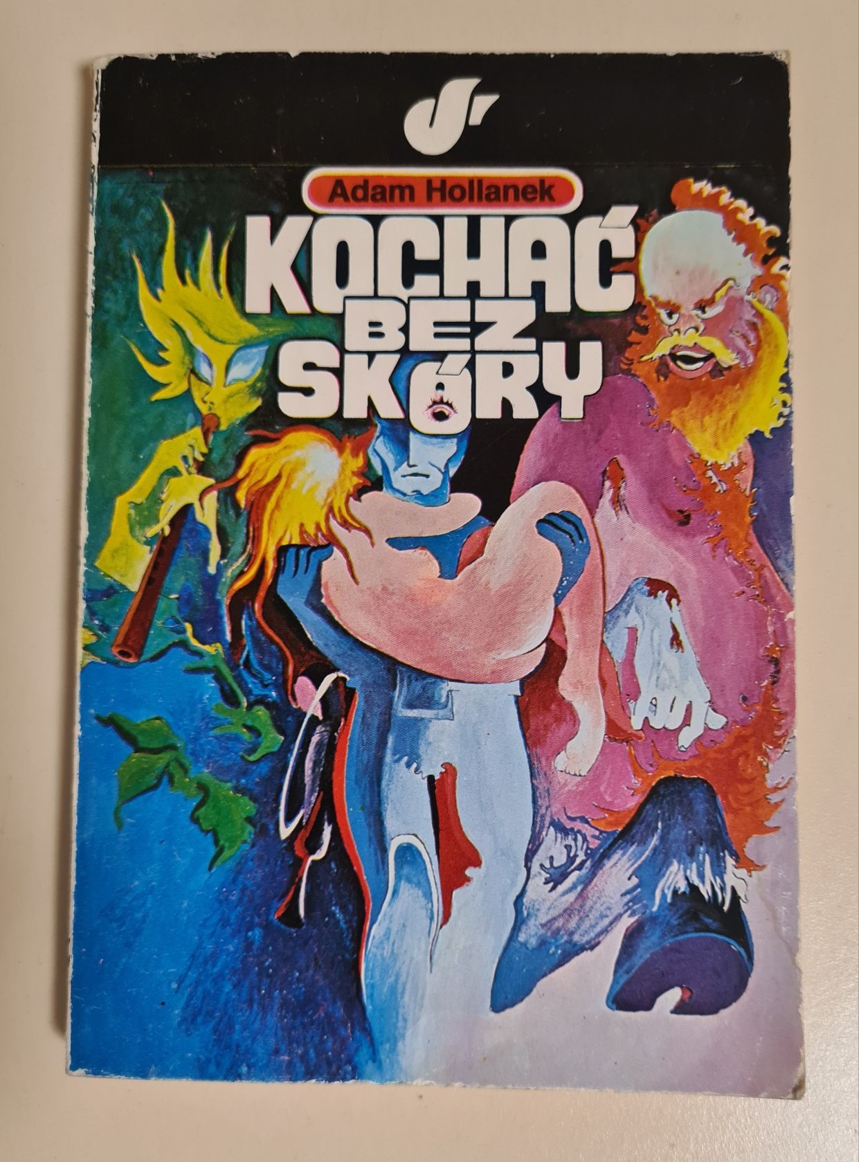 Kochać bez skóry-Adam Hollanek