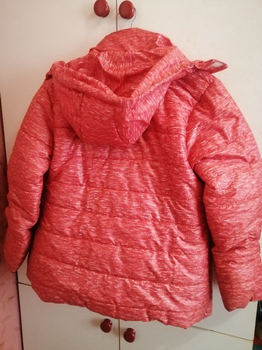 Продам Куртка женская