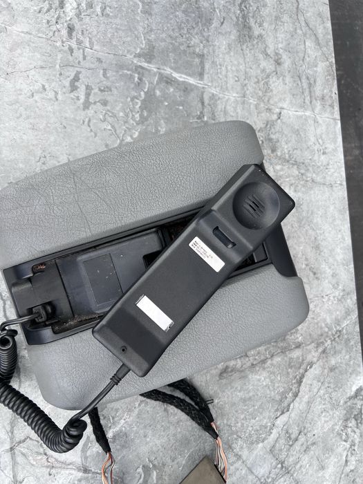 Підокітник З Телефоном БМВ Е39 Подлокотник Видвижний BMW 5 Серія