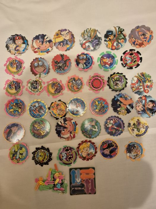 Tazos Pokemon div.