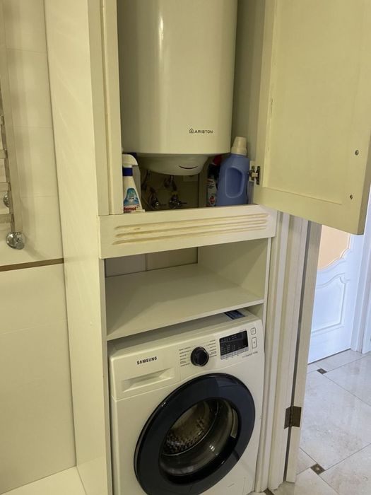 Продаж квартири з євроремонтом вул. Залізнична