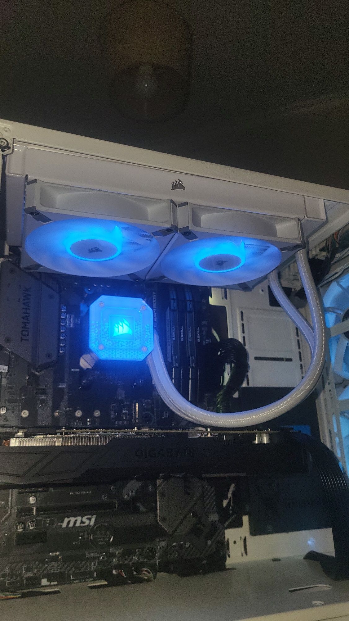 Cooler Líquido 240mm - Corsair iCUE H100i Elite Capellix XT Branco – R