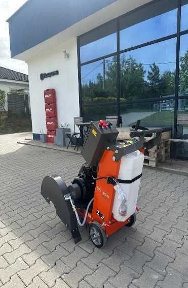 Przecinarka do posadzek elektryczna FS 500E – piła drogowa