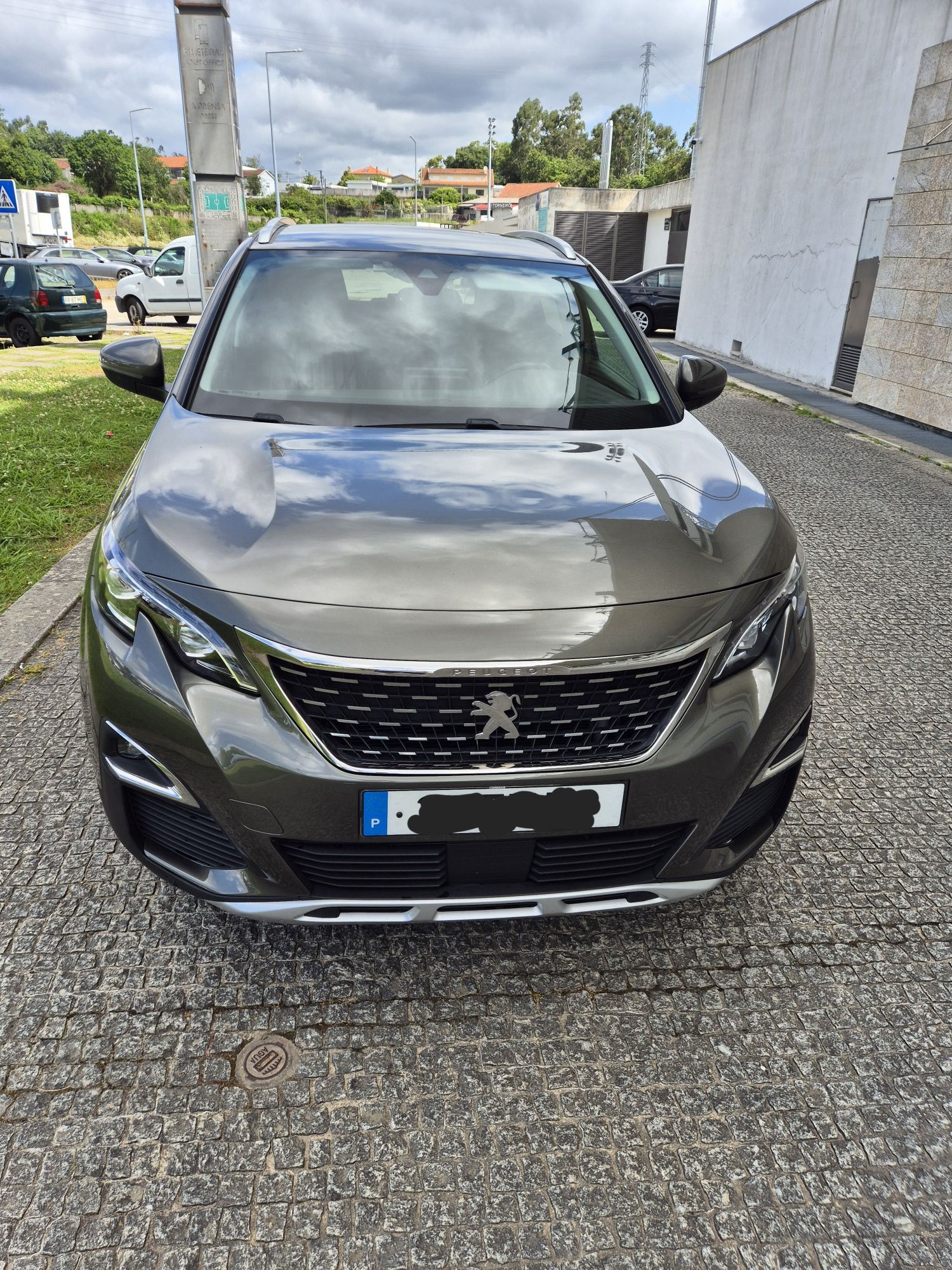 Peugeot 3008 allure Full extras