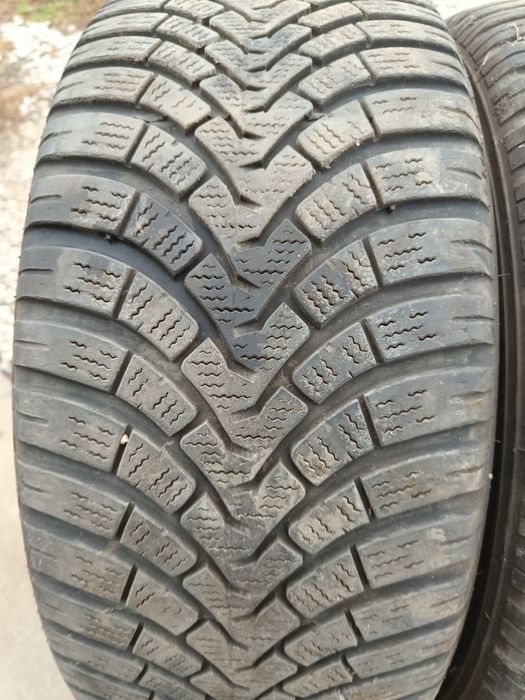 Opony zimowe 225/55/R16 komplet