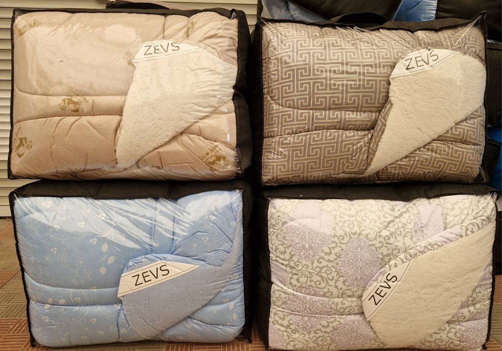 Дуже тепла ковдра з відкритим хутром. Zevs.