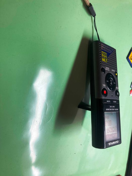 Диктофон Olympus VN-711PC 2GB Grey в идеале