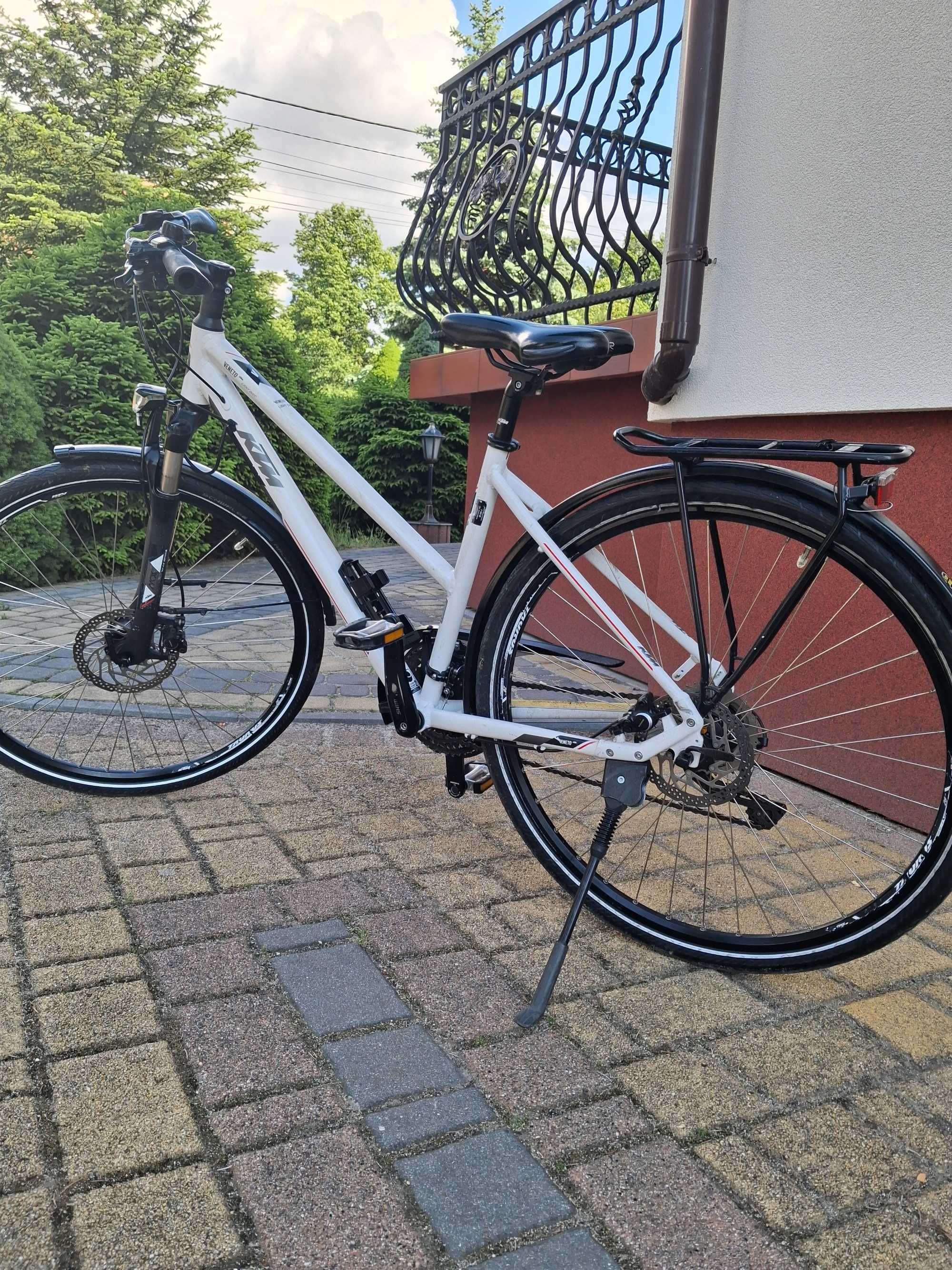 Rower  damka KTM VENETO LIGHT DISC 46 SHIMANO deore kola 28