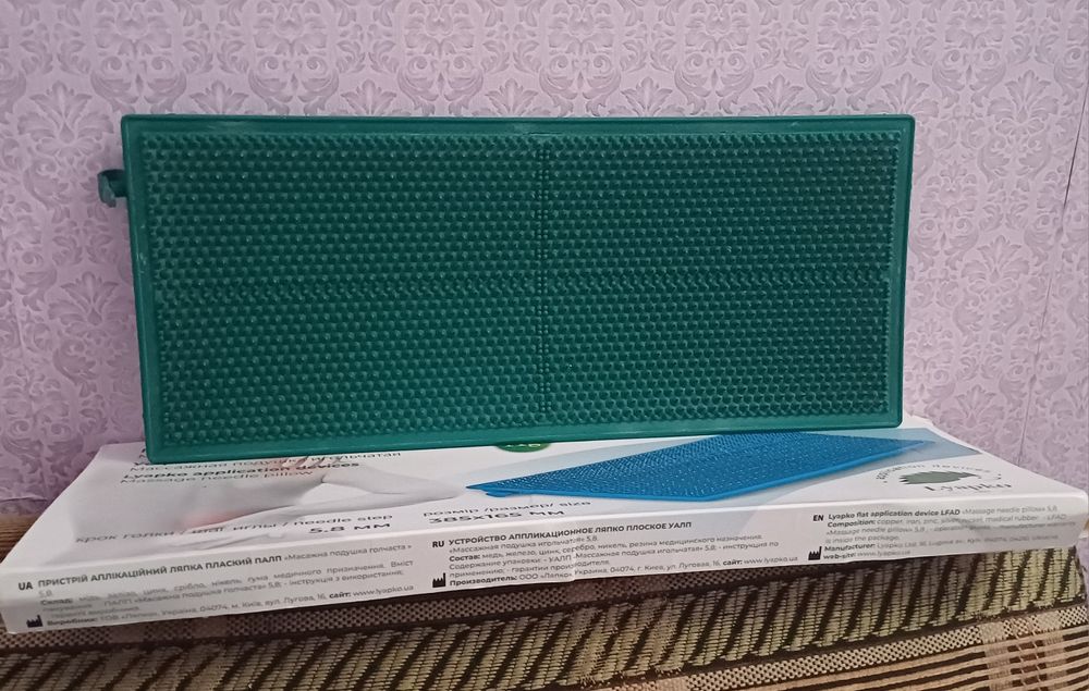 Масажна подушка голчаста "Ляпко" пристрій аплікаційний  Лапка срібло