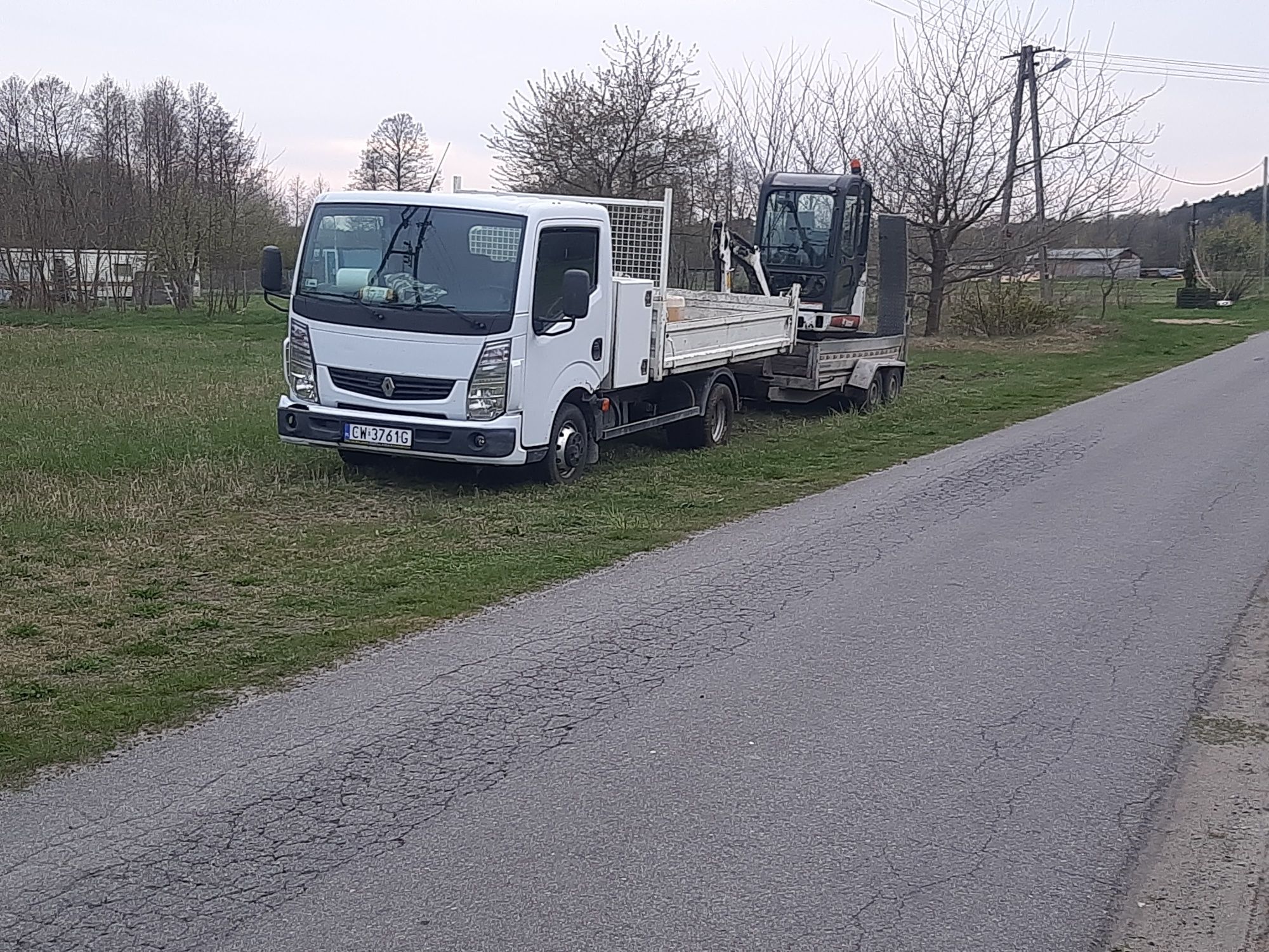 Koparko-ładowarka i minikoparka Usługi Włocławek i okolice