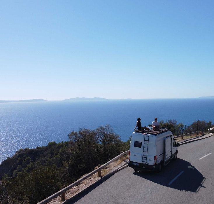 Autocaravana Campervan Ford Transit MK8