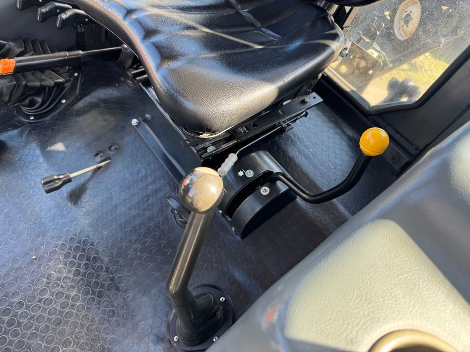 Трактор NEW HOLLAND TL5060,100 к.с., обслужений з документами