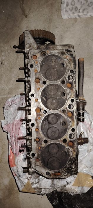 Cabeça Mitsubishi 2.5TD motor 4d56