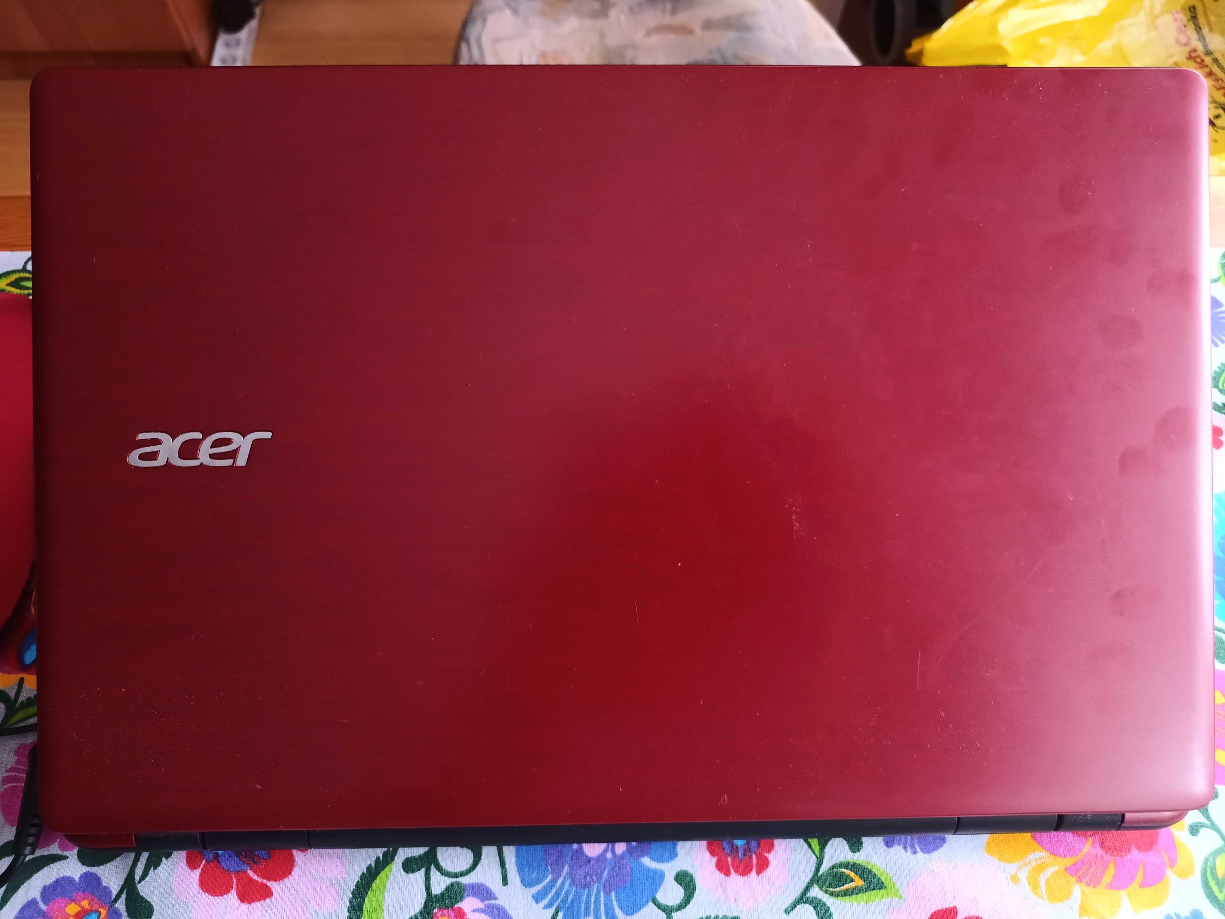Acer Aspire E5-571G i3-4005U 4GB 1TB 820M W8.1 (czerwony)