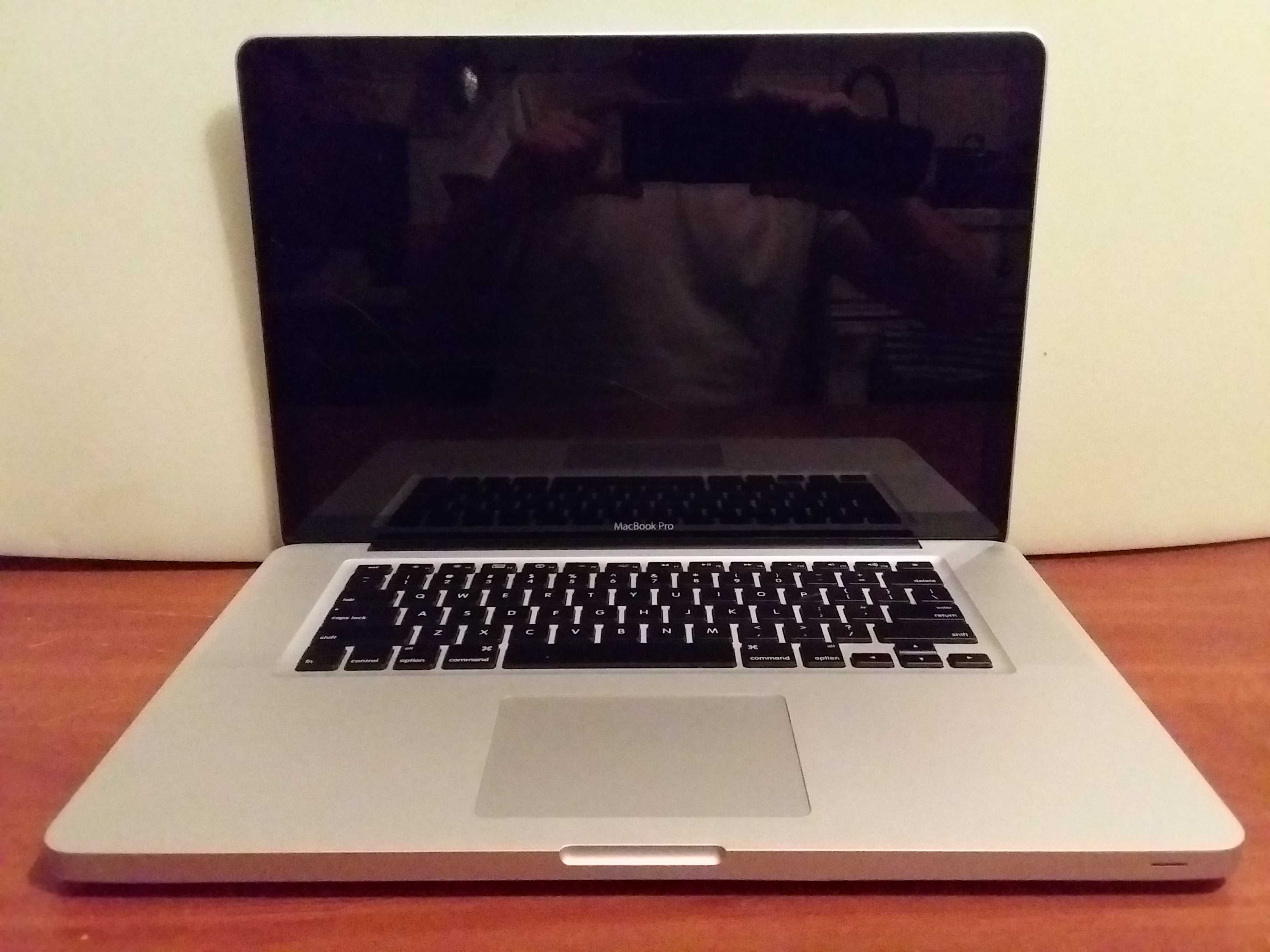Ноутбук Apple Ябко MacBook Pro 15 Макбук