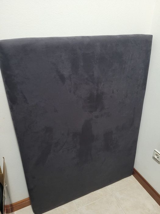 Cabeceira de cama solteiro aveludada cinzento - 0.90x1.00m